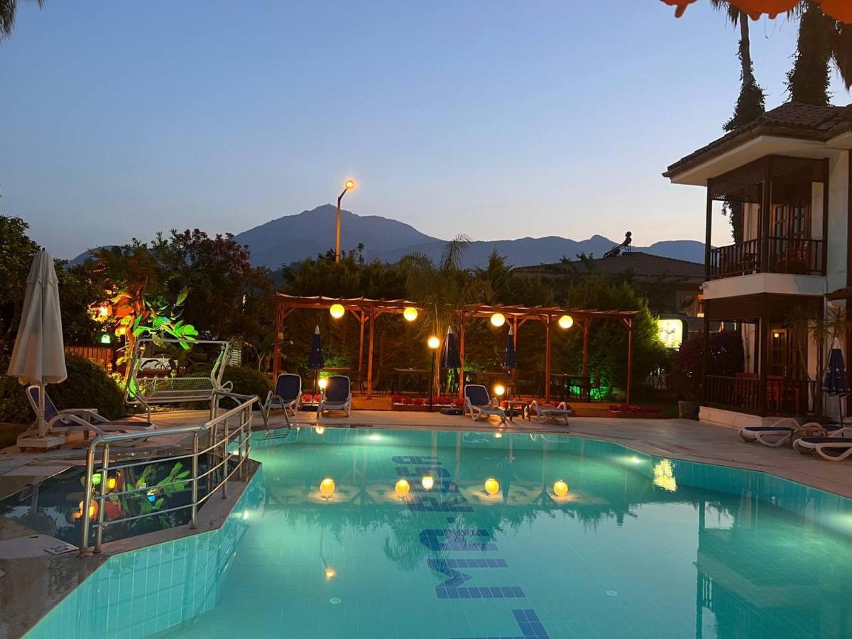 Palma Rosa Hotel Çamyuva Екстериор снимка
