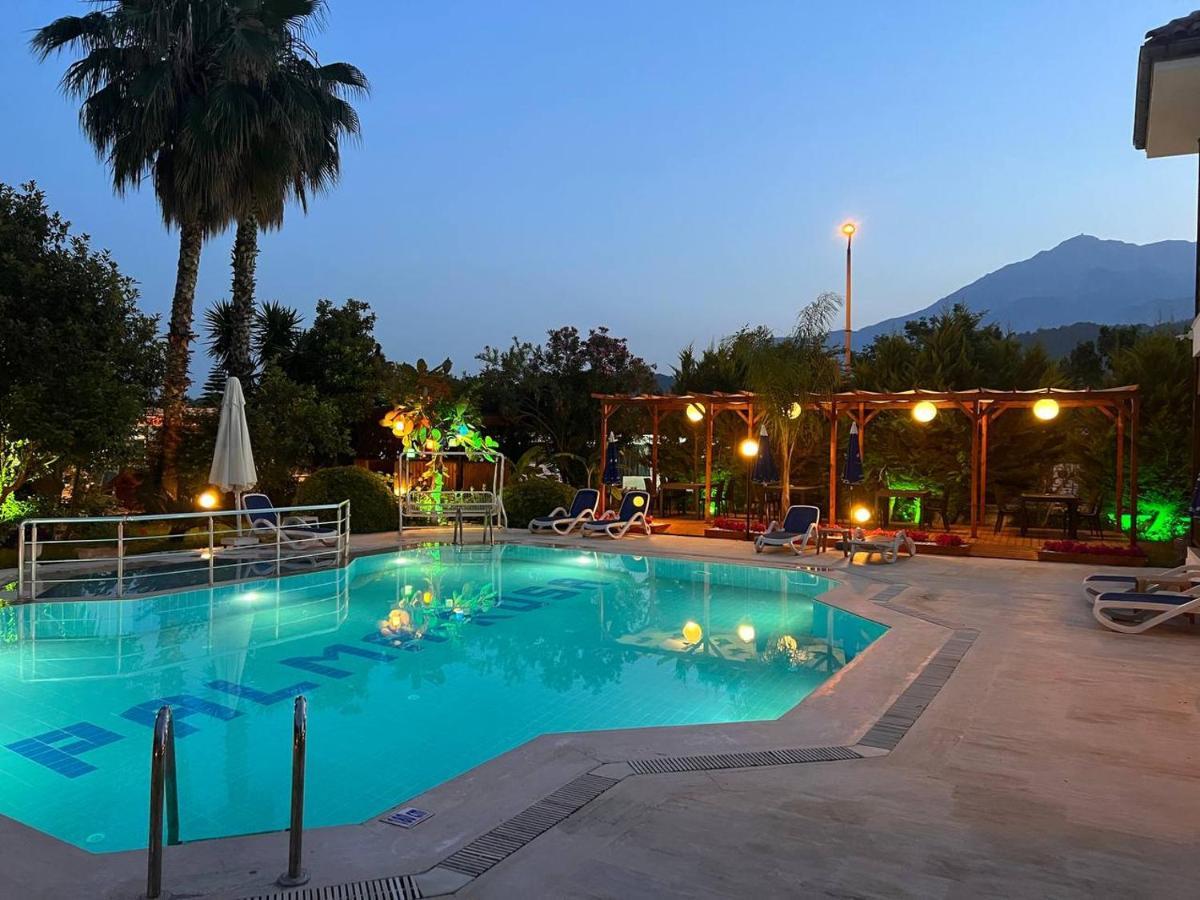 Palma Rosa Hotel Çamyuva Екстериор снимка